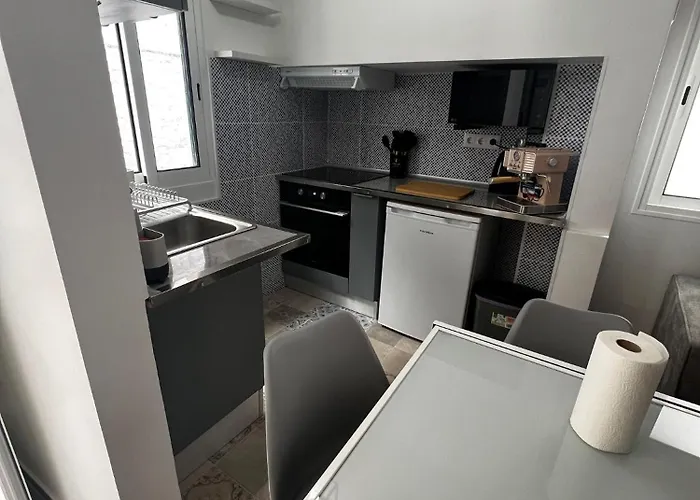 Vakantiehuis Great 3 Bedroom Retreat Funchal (Madeira)