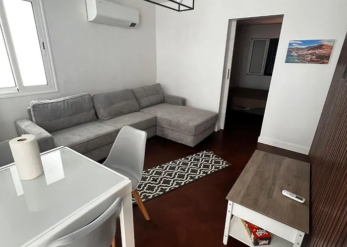 Great 3 Bedroom Retreat * Funchal (Madeira)